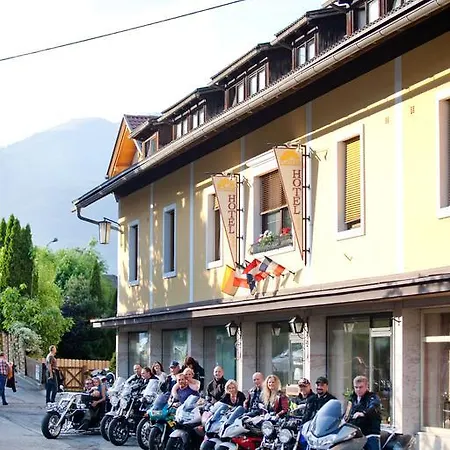 Restaurant Platzer فندق