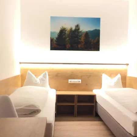 Restaurant Platzer فندق Gmünd