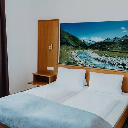 Отель Hotel Restaurant Platzer